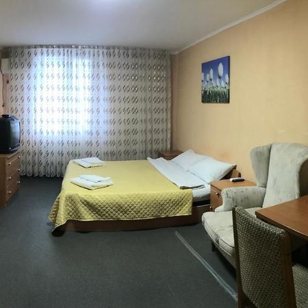 Мини Отель «Positive” Kiev Dış mekan fotoğraf