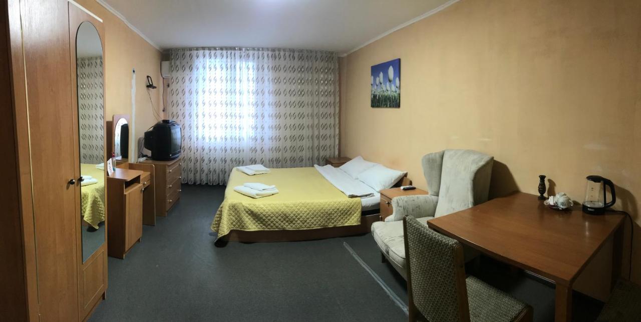 Мини Отель «Positive” Kiev Dış mekan fotoğraf